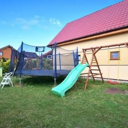 Holiday Studio Near The Beach, Sarbinowo Apartman *