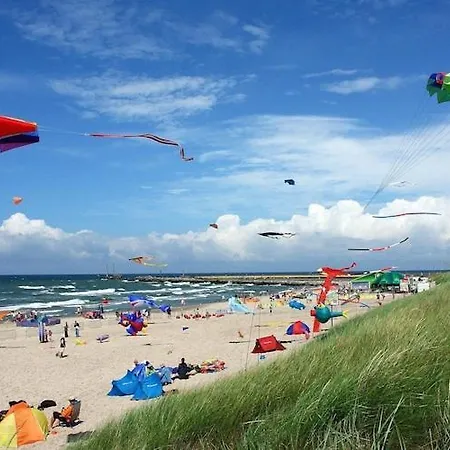 Holiday Studio Near The Beach, Sarbinowo Apartman *